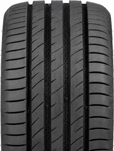 Авто шина Delinte ds2 245/45R18 100w